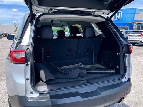 Used 2020 Chevrolet Traverse LT AWD/4WD image 32