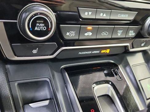 Used 2019 Honda CR-V Touring image 22