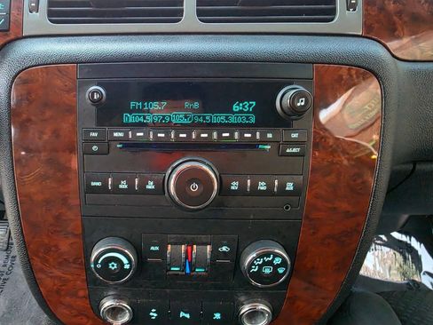 Used 2008 Chevrolet Tahoe LT w/ Convenience Package 1 RWD image 42