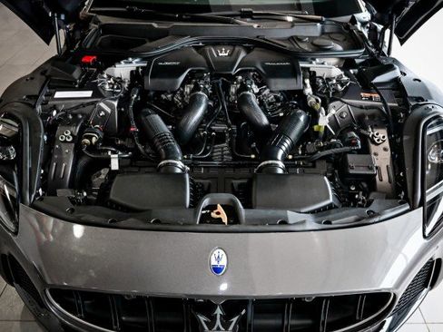 Used 2024 Maserati GranTurismo Modena image 52