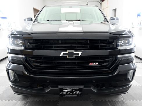 Used 2017 Chevrolet Silverado 1500 LTZ Z71 w/ LTZ Plus Package image 6