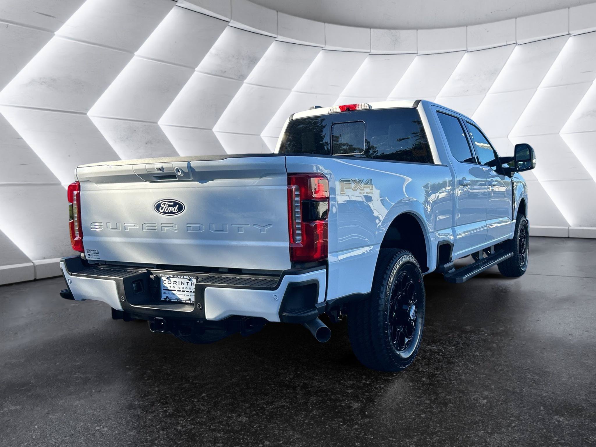 New 2027 Ford F250 XLT w/ XLT Premium Package AWD/4WD image 7