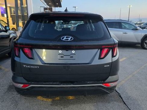 Used 2023 Hyundai Tucson SE image 6