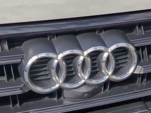 Used 2020 Audi SQ5 Prestige image 13