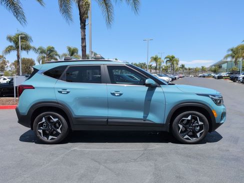 Used 2024 Kia Seltos EX AWD/4WD image 11
