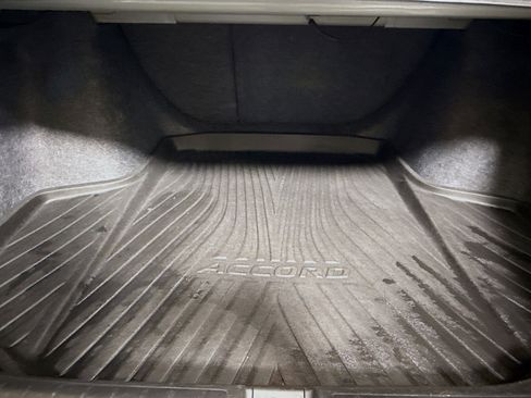 Used 2022 Honda Accord Touring image 35