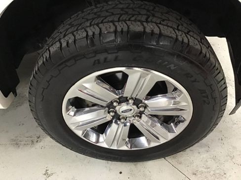 Used 2019 Ford F150 Lariat w/ Equipment Group 502A Luxury image 9