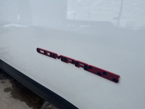 Used 2023 Jeep Compass Trailhawk w/ Trailhawk Convenience Group image 16