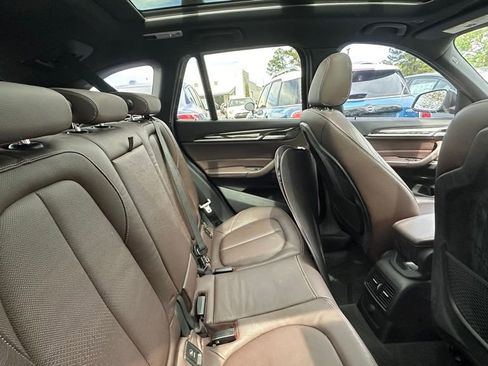 Used 2017 BMW X1 xDrive28i image 8