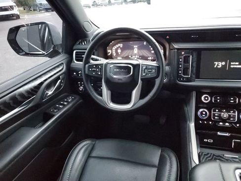 Used 2023 GMC Yukon XL Denali w/ Max Trailering Package image 12