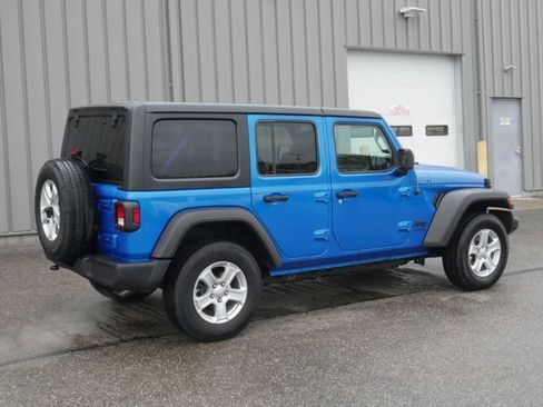 Used 2022 Jeep Wrangler Unlimited Sport AWD/4WD image 10