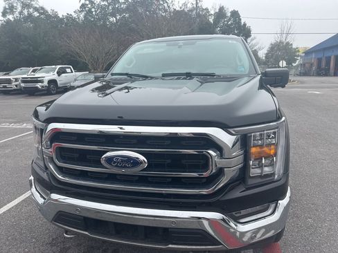 Used 2021 Ford F150 XLT w/ Equipment Group 302A High image 3