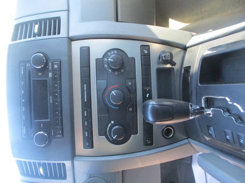 Used 2006 Jeep Grand Cherokee Laredo image 13