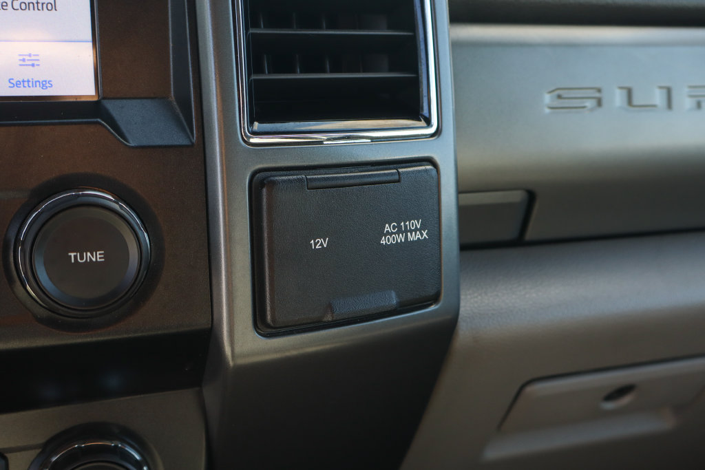 Used 2020 Ford F550 4x4 Crew Cab Super Duty w/ XLT Value Package image 43