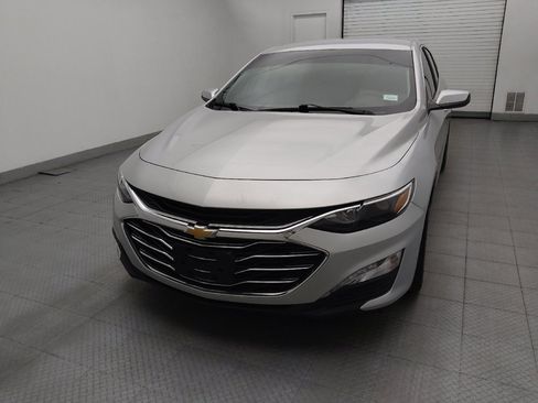 Used 2021 Chevrolet Malibu LT FWD image 15