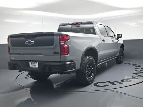 Used 2025 Chevrolet Silverado 1500 ZR2 w/ ZR2 Bison Edition AWD/4WD image 9