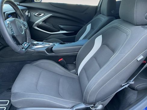 Used 2023 Chevrolet Camaro SS RWD image 9