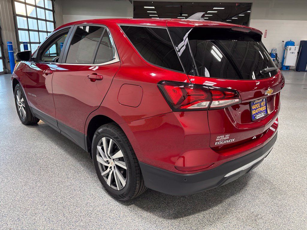 Used 2024 Chevrolet Equinox LT w/ LPO, Floor Liner Package AWD/4WD image 5