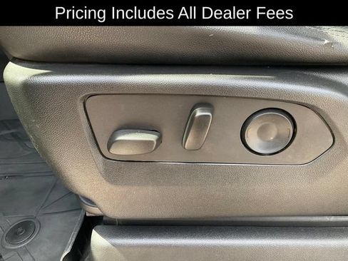 Used 2022 Chevrolet Silverado 1500 ZR2 w/ Technology Package AWD/4WD image 6