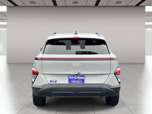 Used 2025 Hyundai Kona SEL AWD/4WD image 4