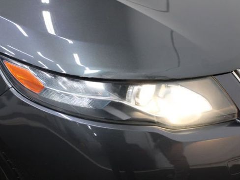 Used 2013 Chevrolet Volt w/ Comfort Package image 26