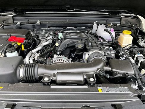 New 2026 Jeep Gladiator Sport AWD/4WD image 34