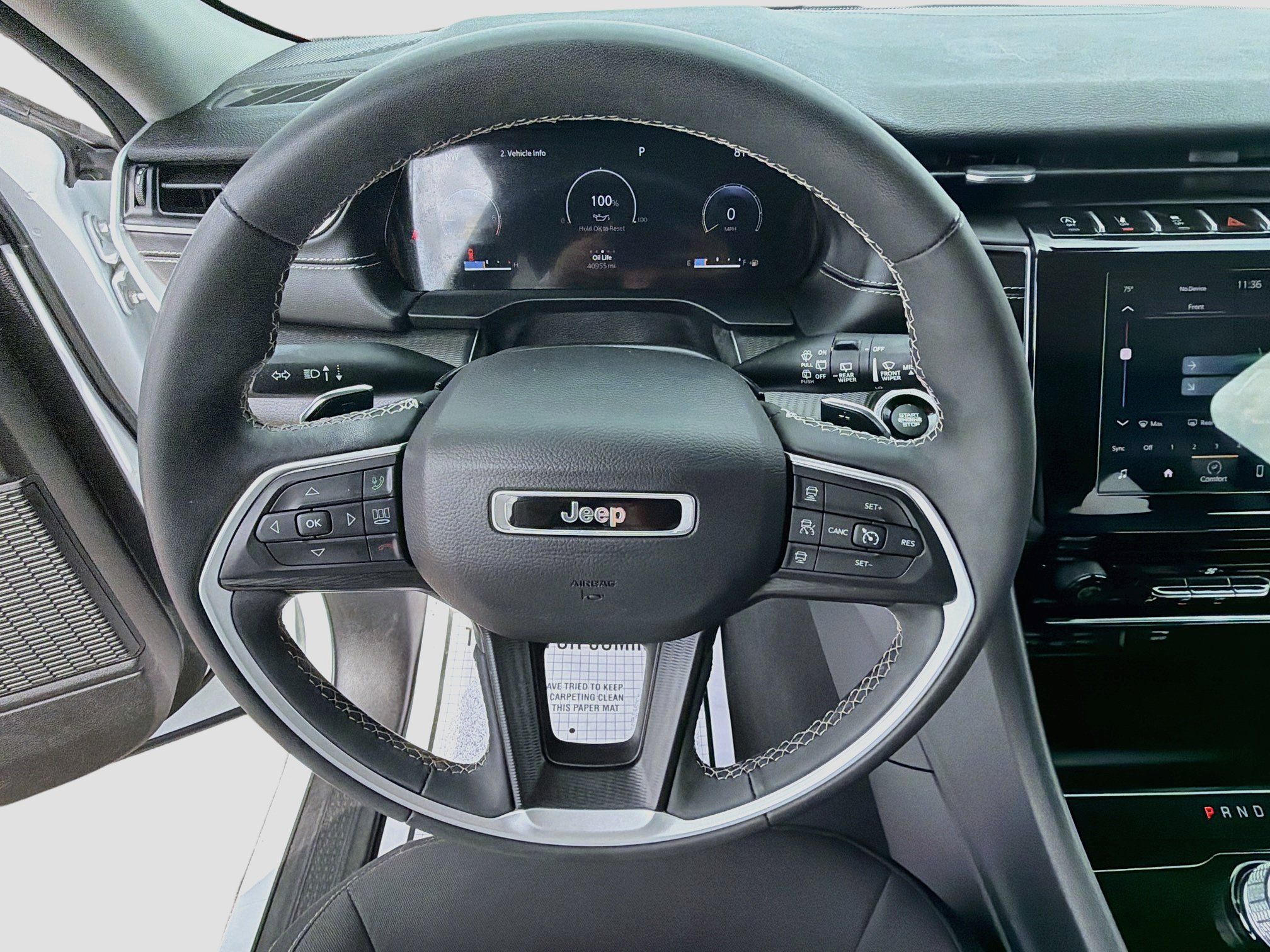 Used 2023 Jeep Grand Cherokee L Laredo AWD/4WD image 38