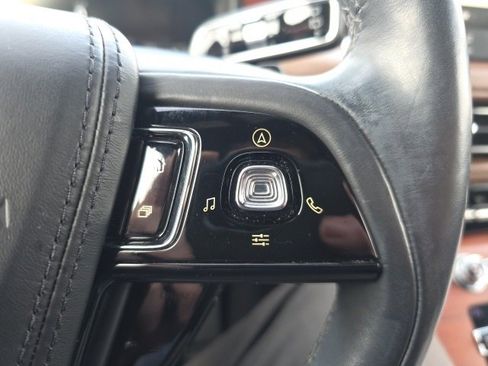 Used 2020 Lincoln Aviator Reserve w/ Elements Package Plus image 18