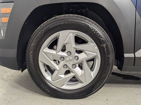 Used 2026 Hyundai Kona SE image 11