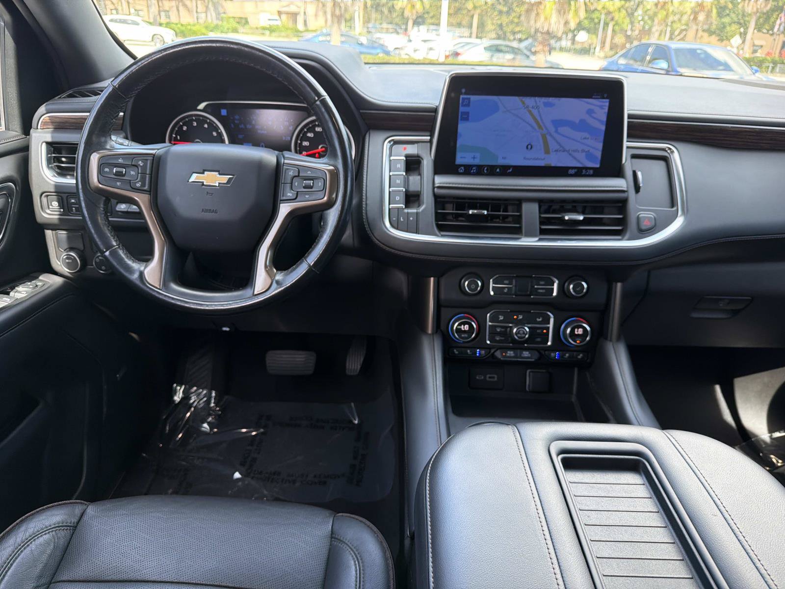 Used 2021 Chevrolet Tahoe High Country RWD image 14