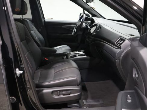 Used 2023 Honda Passport TrailSport image 21