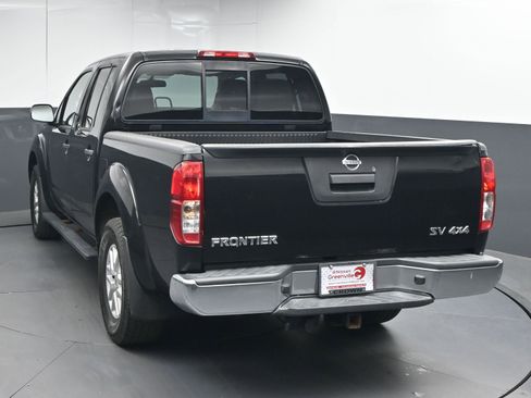 Used 2016 Nissan Frontier SV image 7