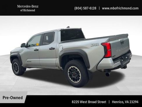 Used 2024 Toyota Tacoma TRD Off-Road w/ TRD Off Road Premium Package AWD/4WD image 8