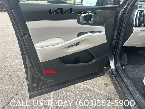 New 2025 Kia Sorento EX AWD/4WD image 10