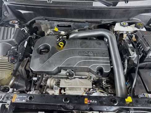 Used 2024 Chevrolet Equinox RS image 30