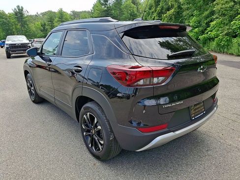 Used 2023 Chevrolet TrailBlazer LT w/ Convenience Package FWD image 5