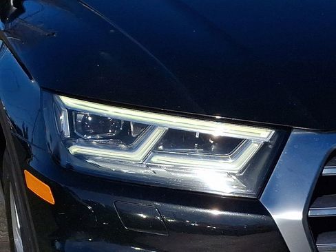 Used 2019 Audi Q5 2.0T Premium Plus w/ Premium Plus Package image 15