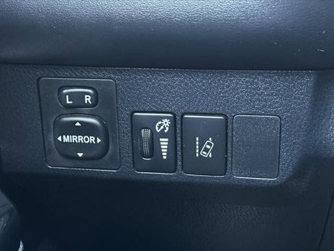 Certified 2018 Toyota RAV4 Limited w/ Advanced Technology Package image 30