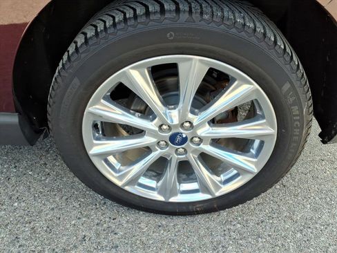Used 2017 Ford Edge Titanium w/ Equipment Group 301A image 12