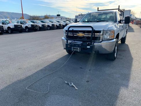 Used 2013 Chevrolet Silverado 3500 W/T image 32