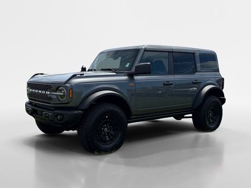 New 2026 Ford Bronco Badlands AWD/4WD image 3