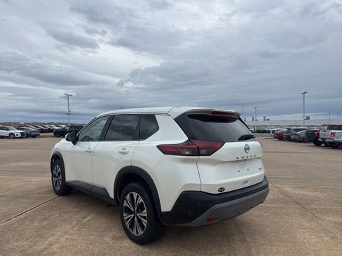Certified 2023 Nissan Rogue SV FWD image 15