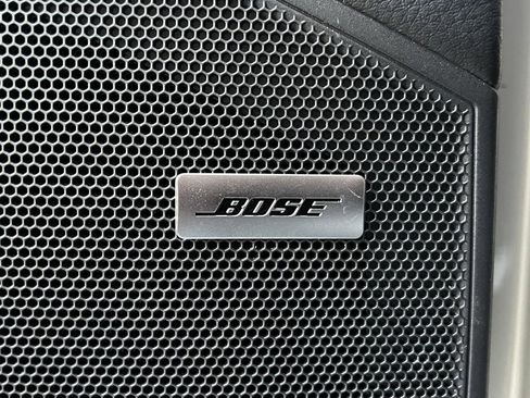 Used 2023 Porsche Cayenne image 11