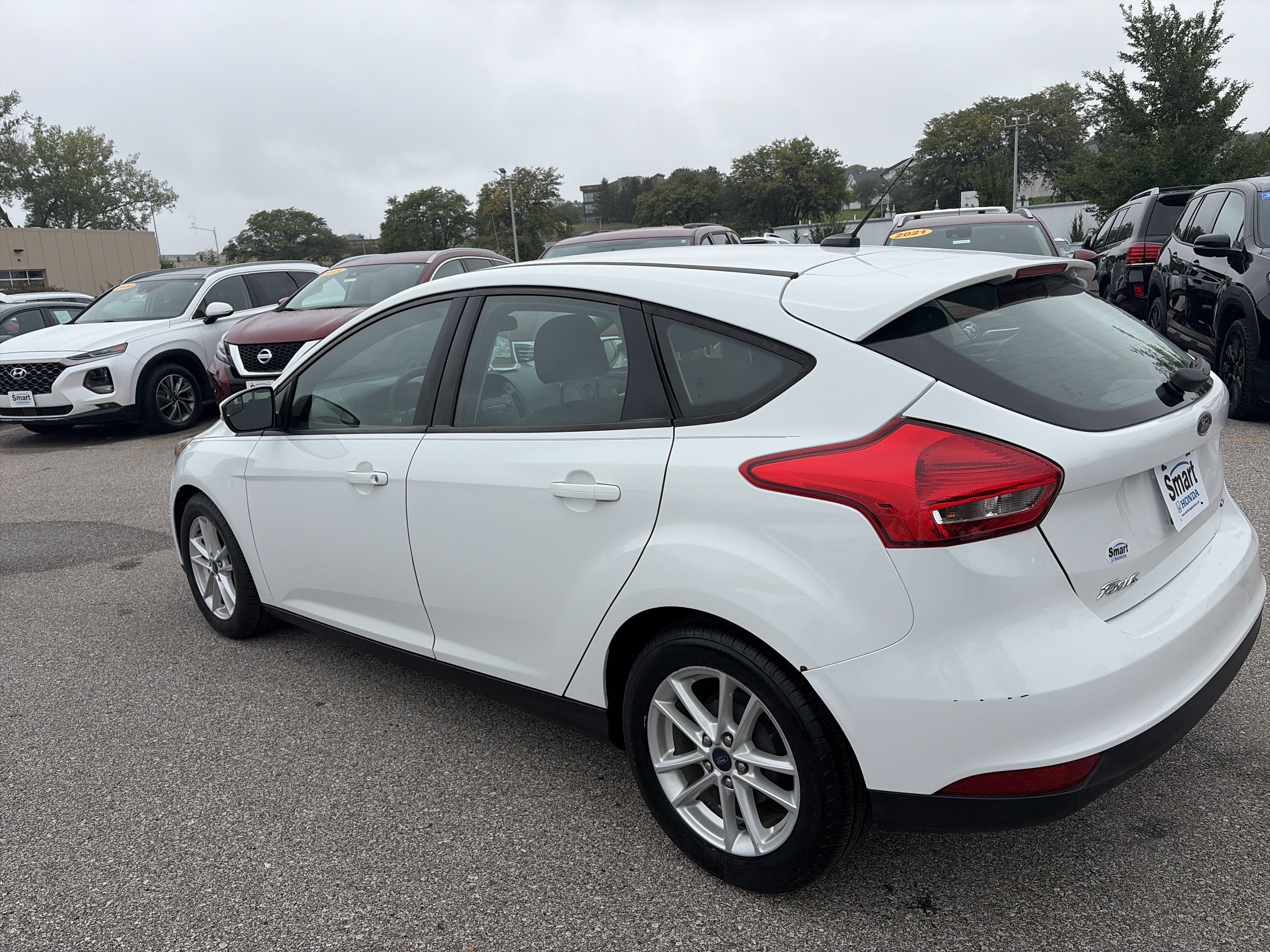 Used 2017 Ford Focus SE FWD image 7