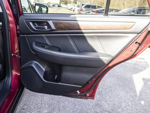 Used 2019 Subaru Outback 2.5i Limited w/ Popular Package #2 image 28