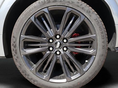 New 2026 Cadillac Lyriq V image 9