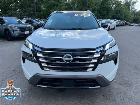 Used 2024 Nissan Rogue SL w/ SL Premium Package FWD image 35