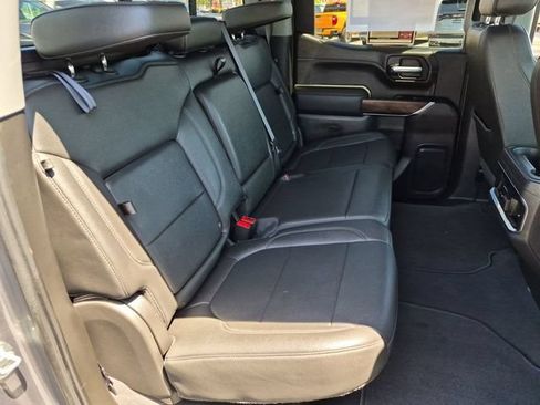 Used 2022 GMC Sierra 1500 SLT w/ SLT Premium Plus Package RWD image 28