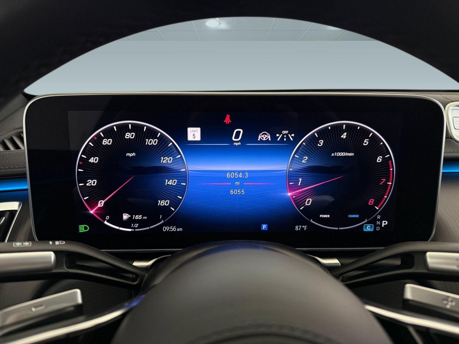 Used 2025 Mercedes-Benz S 580 4MATIC Sedan image 18