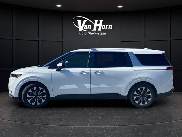 Certified 2024 Kia Carnival EX FWD image 4